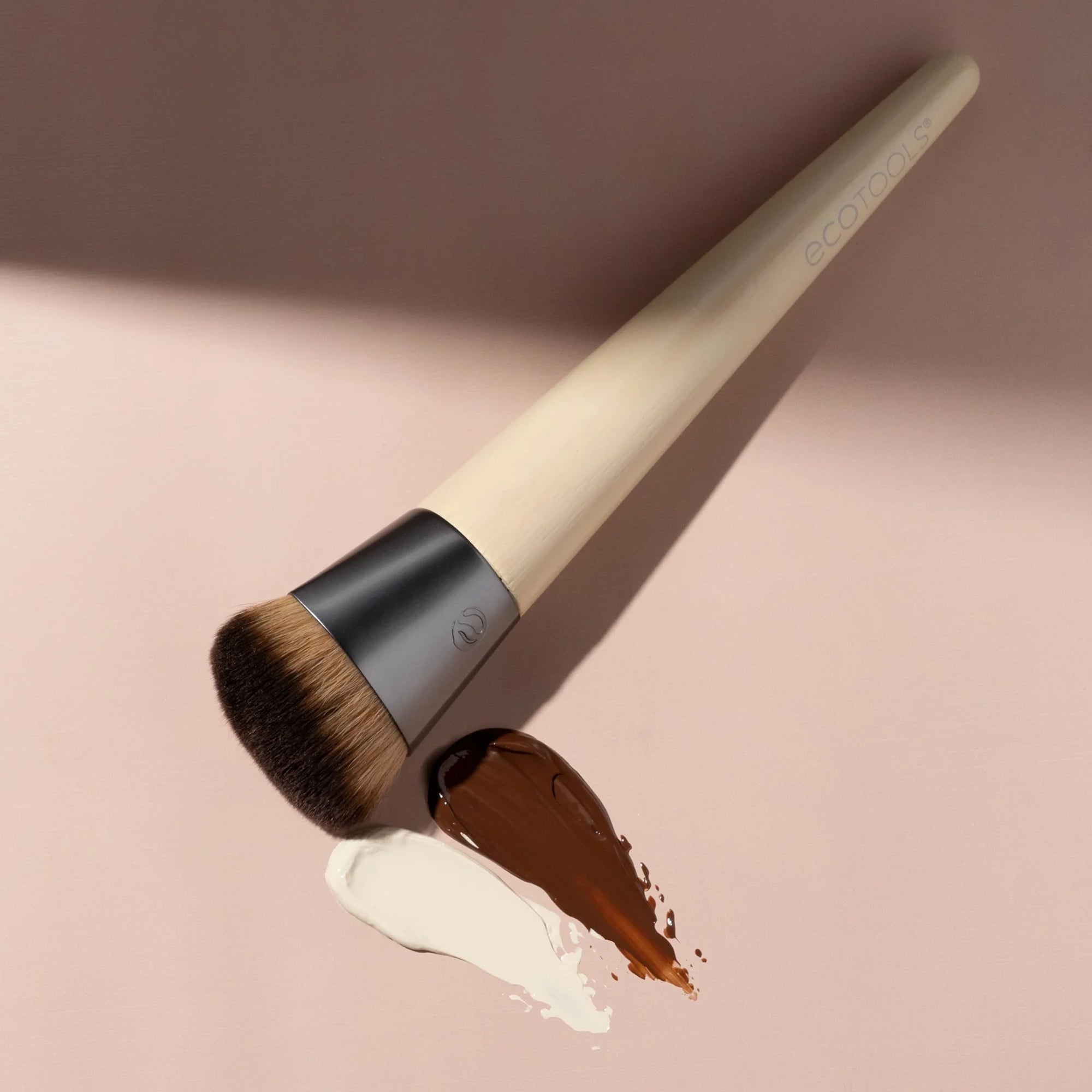 Wonder Cover Complexion Makeup Brush