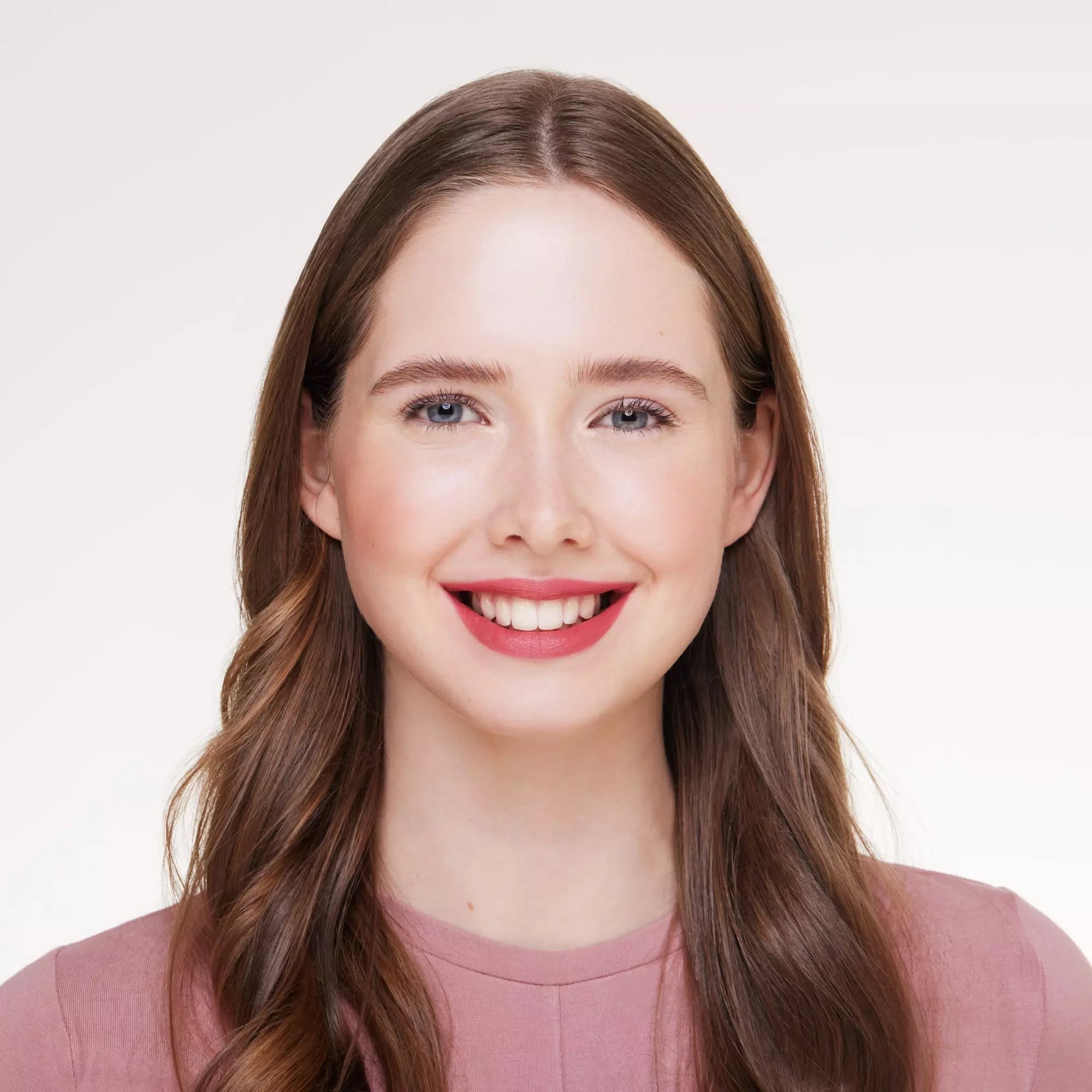 أحمر الشفاه هايدرا مطفي