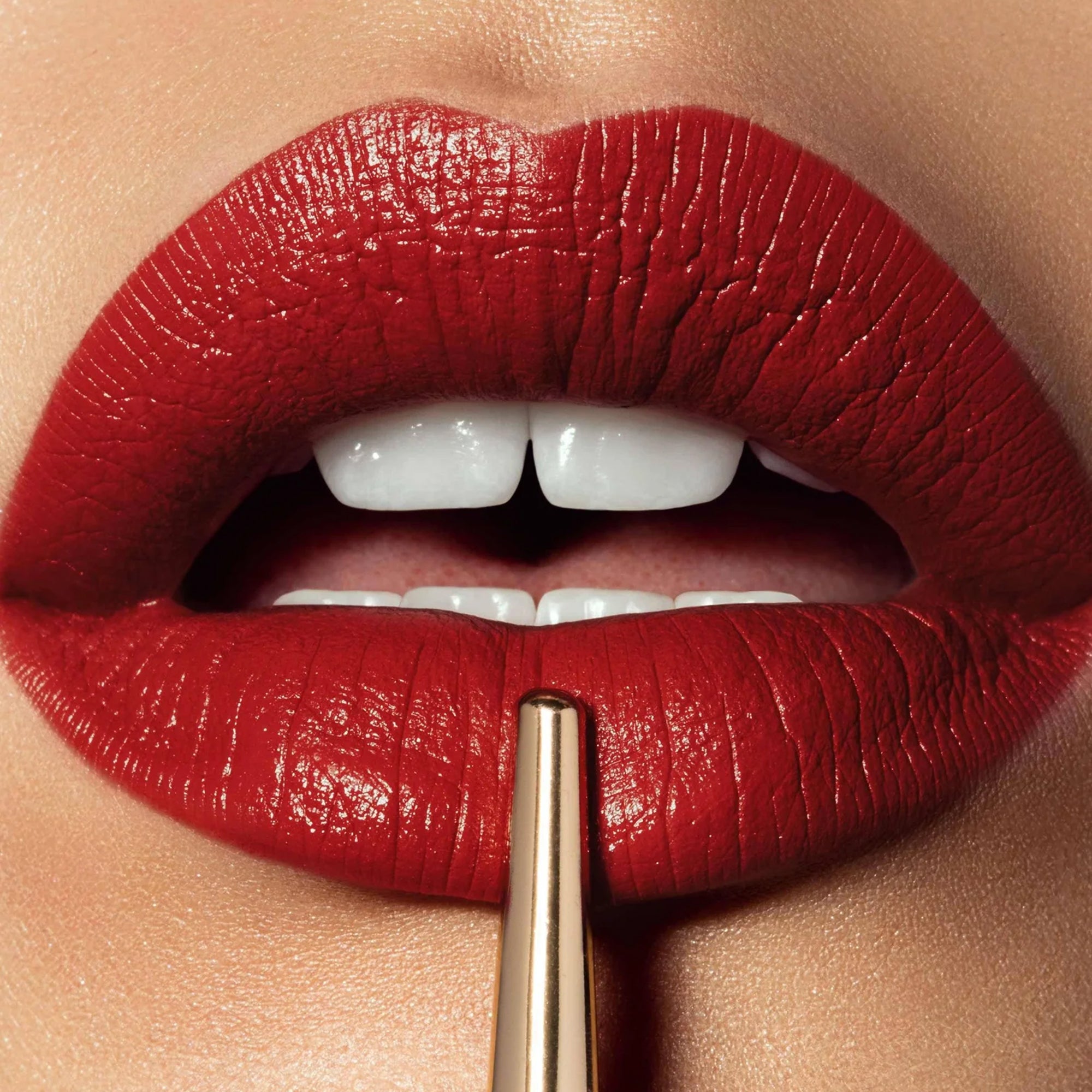 Confession™ Ultra Slim High Intensity Refillable Lipstick