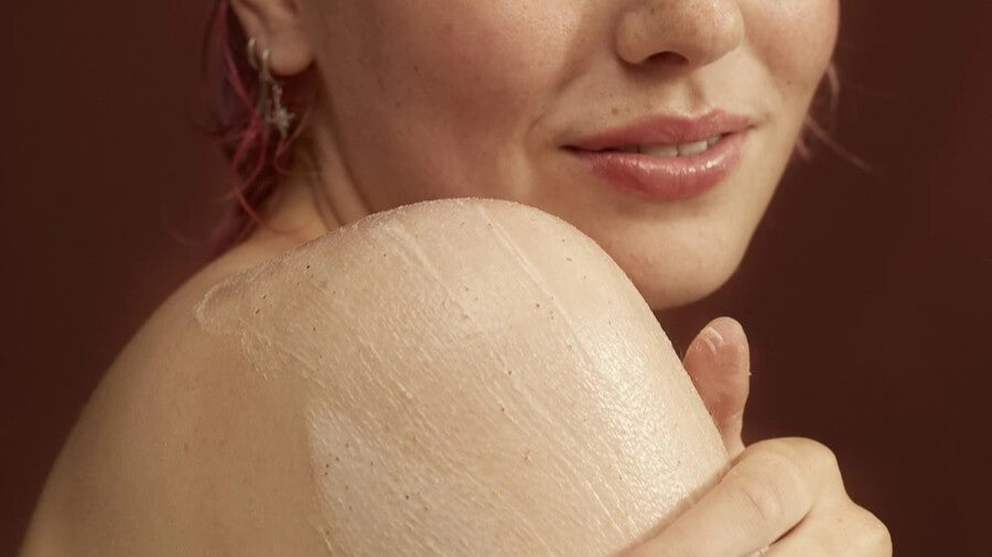 Mastering Body Scrubs: Benefits, Usage Tips & How-To Guide