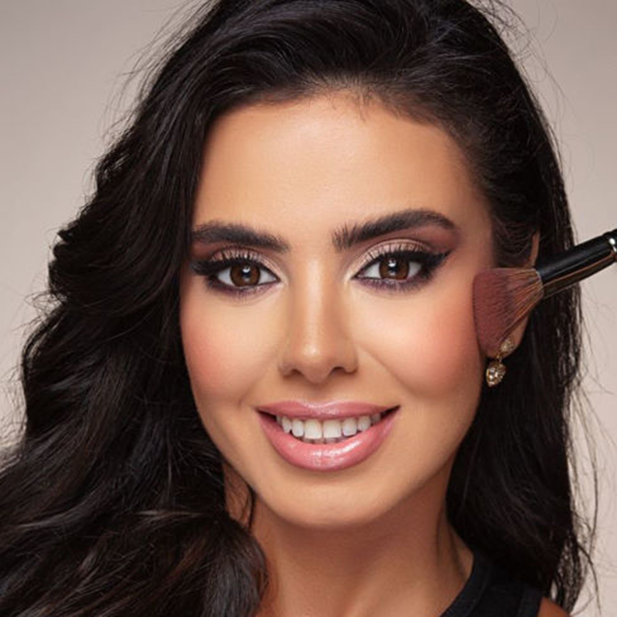 Contour Colored Contact Lenses