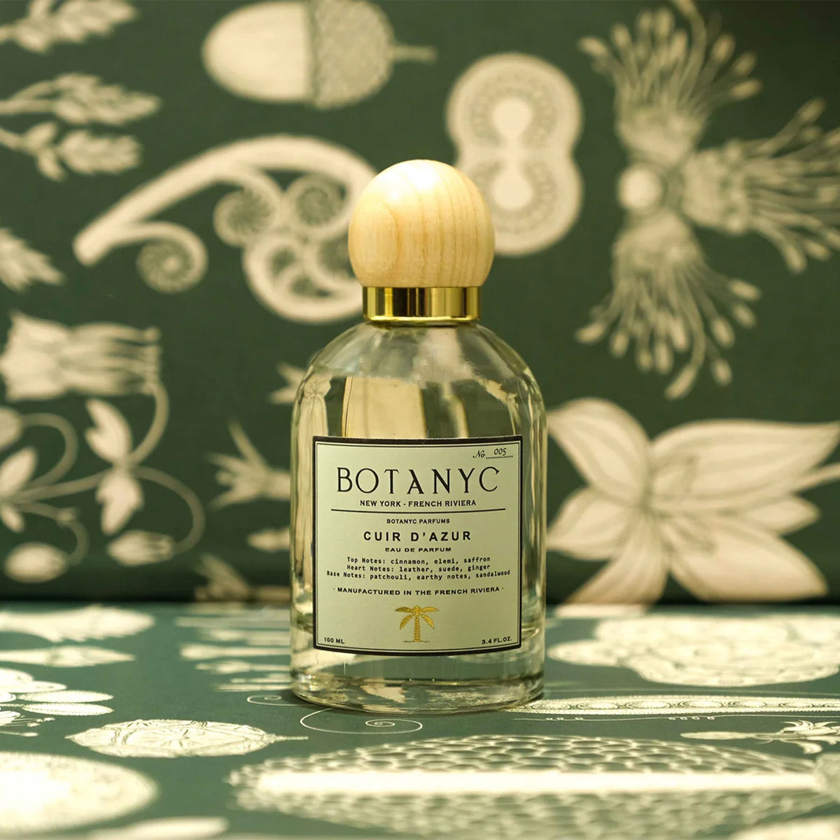 عطر نمبر.005 كوير دي أزور أو دو بارفيوم
