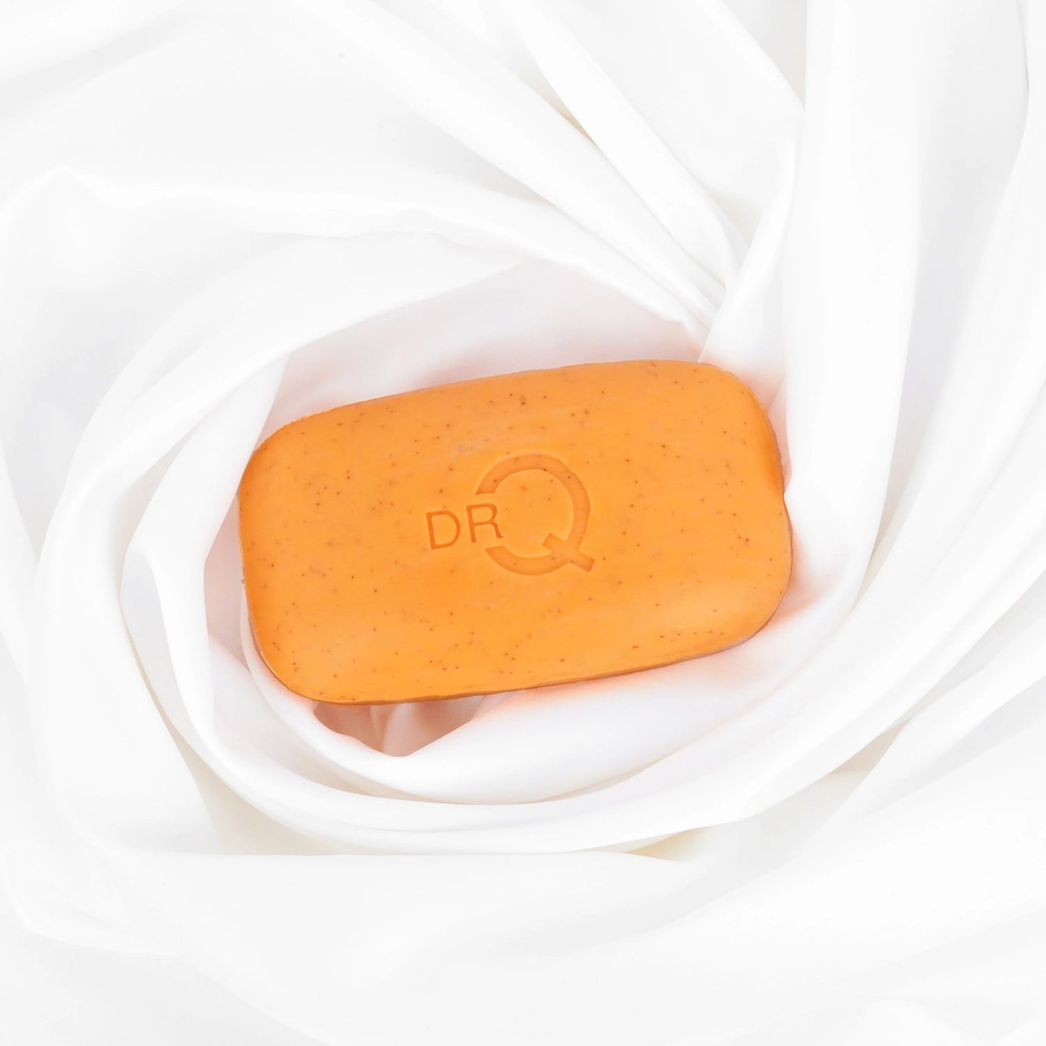 صابون تفتيح وتوحيد الجسم