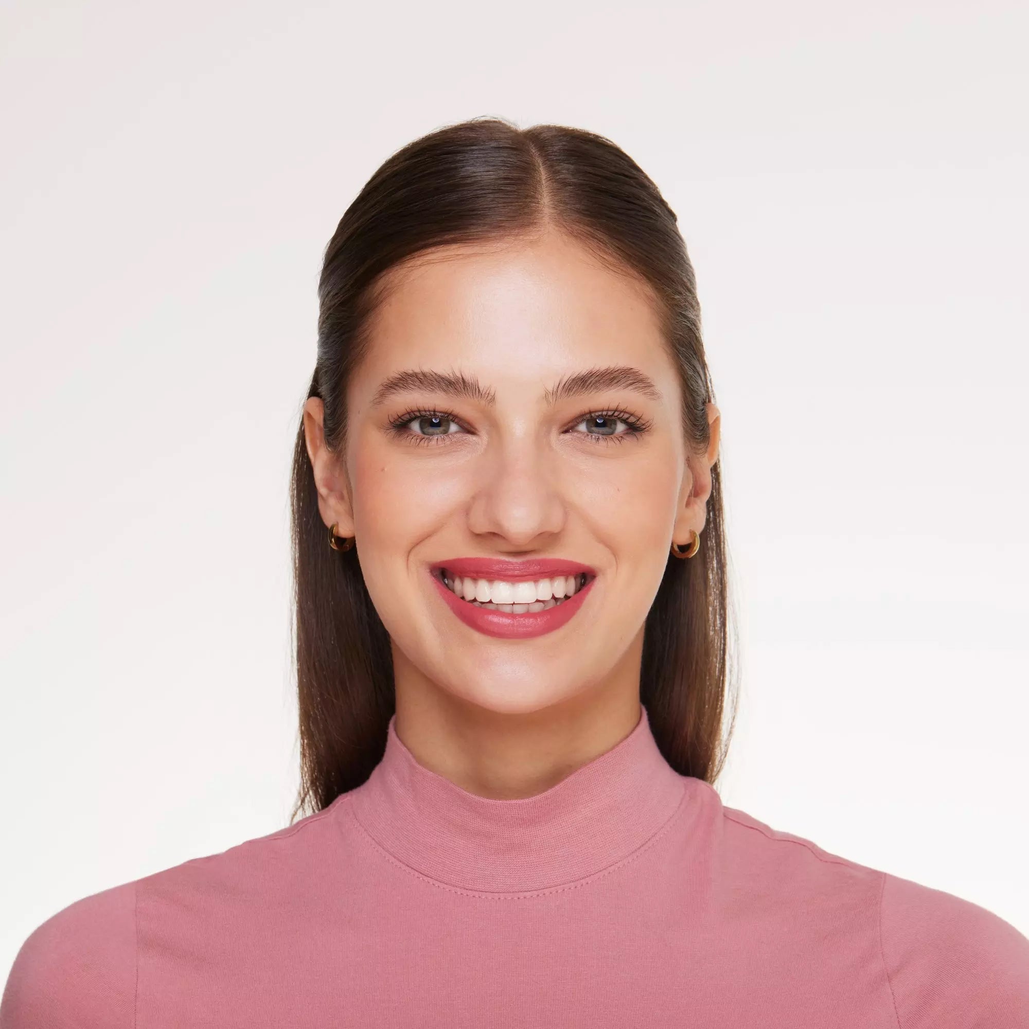 أحمر الشفاه هايدرا مطفي