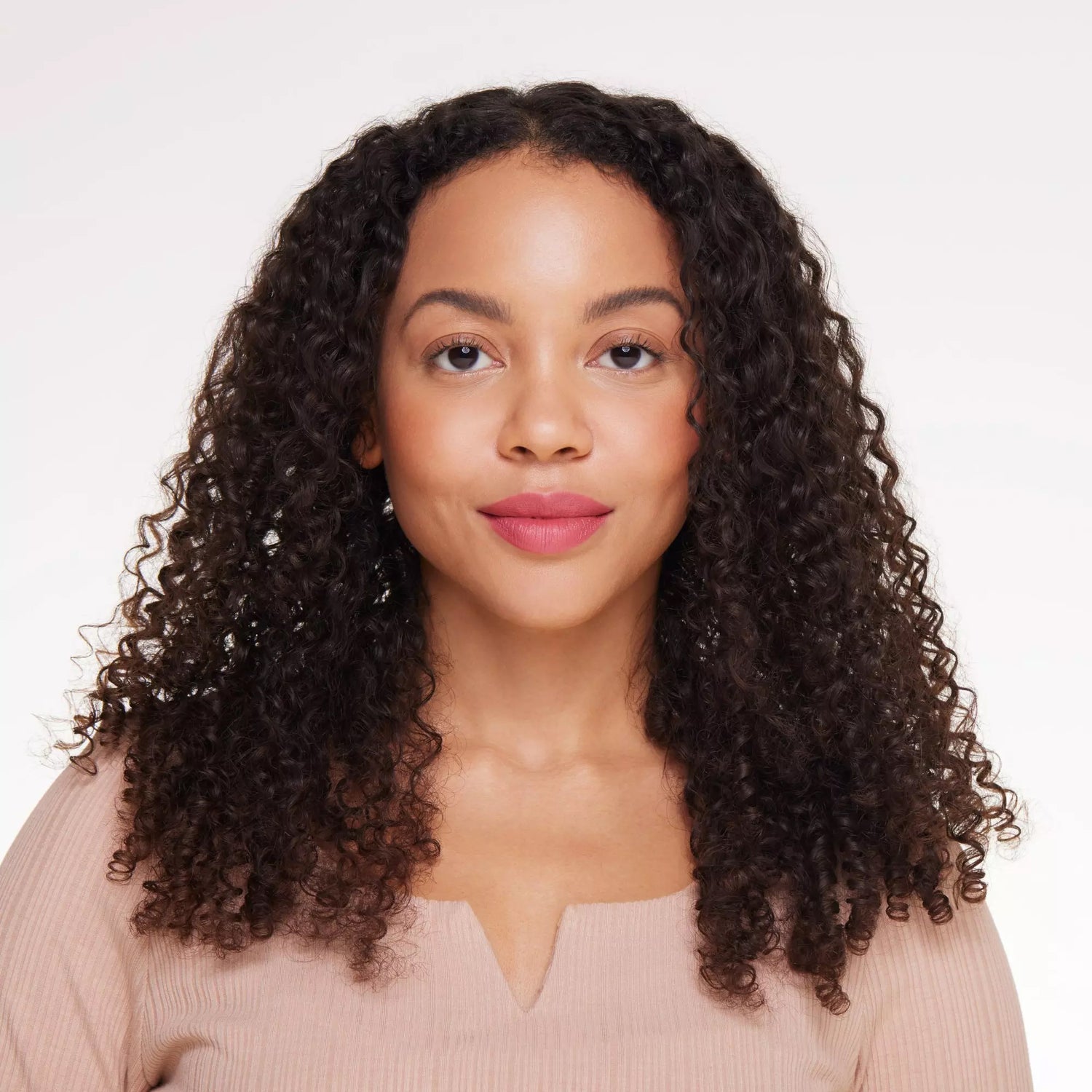 أحمر الشفاه هايدرا مطفي