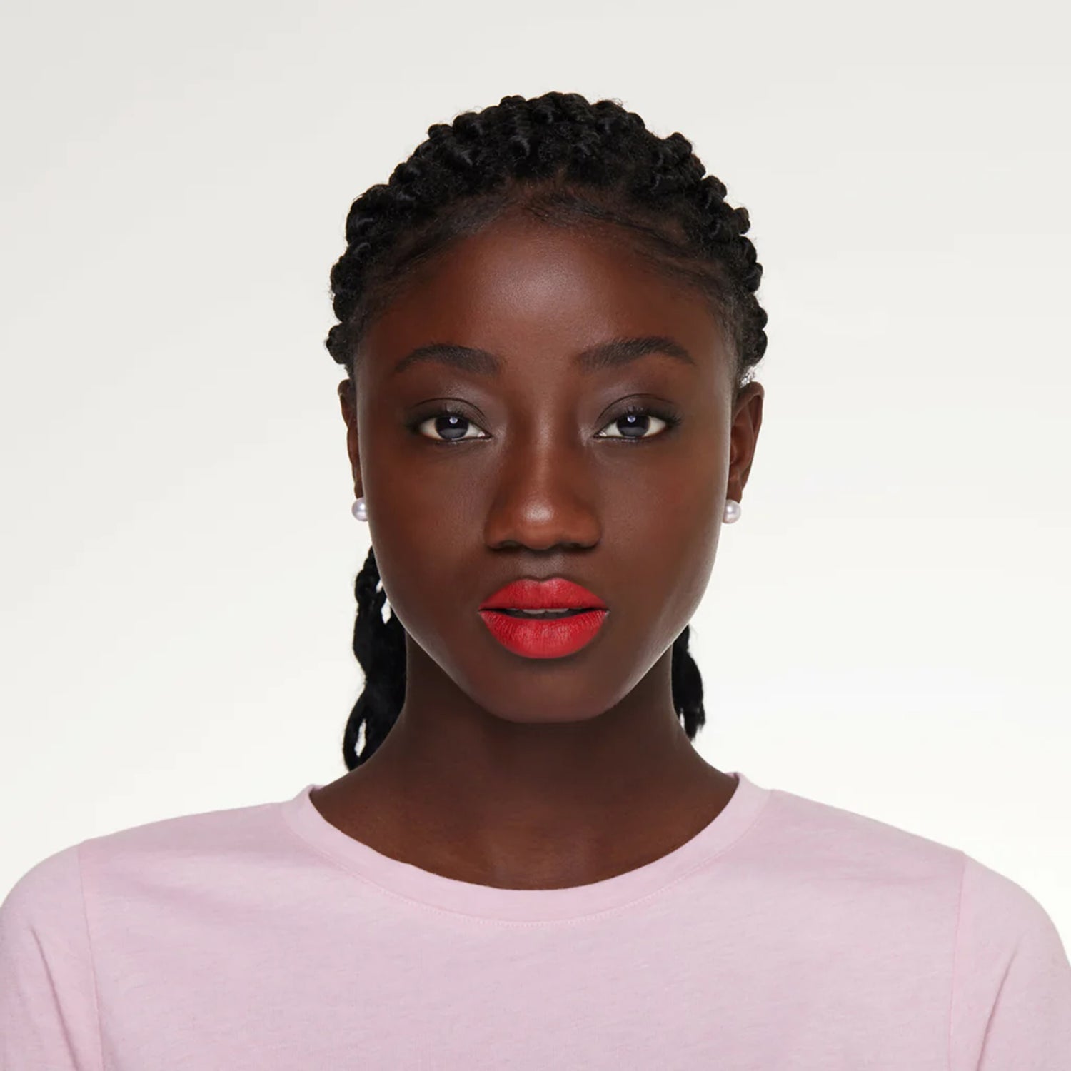 أحمر الشفاه هايدرا مطفي