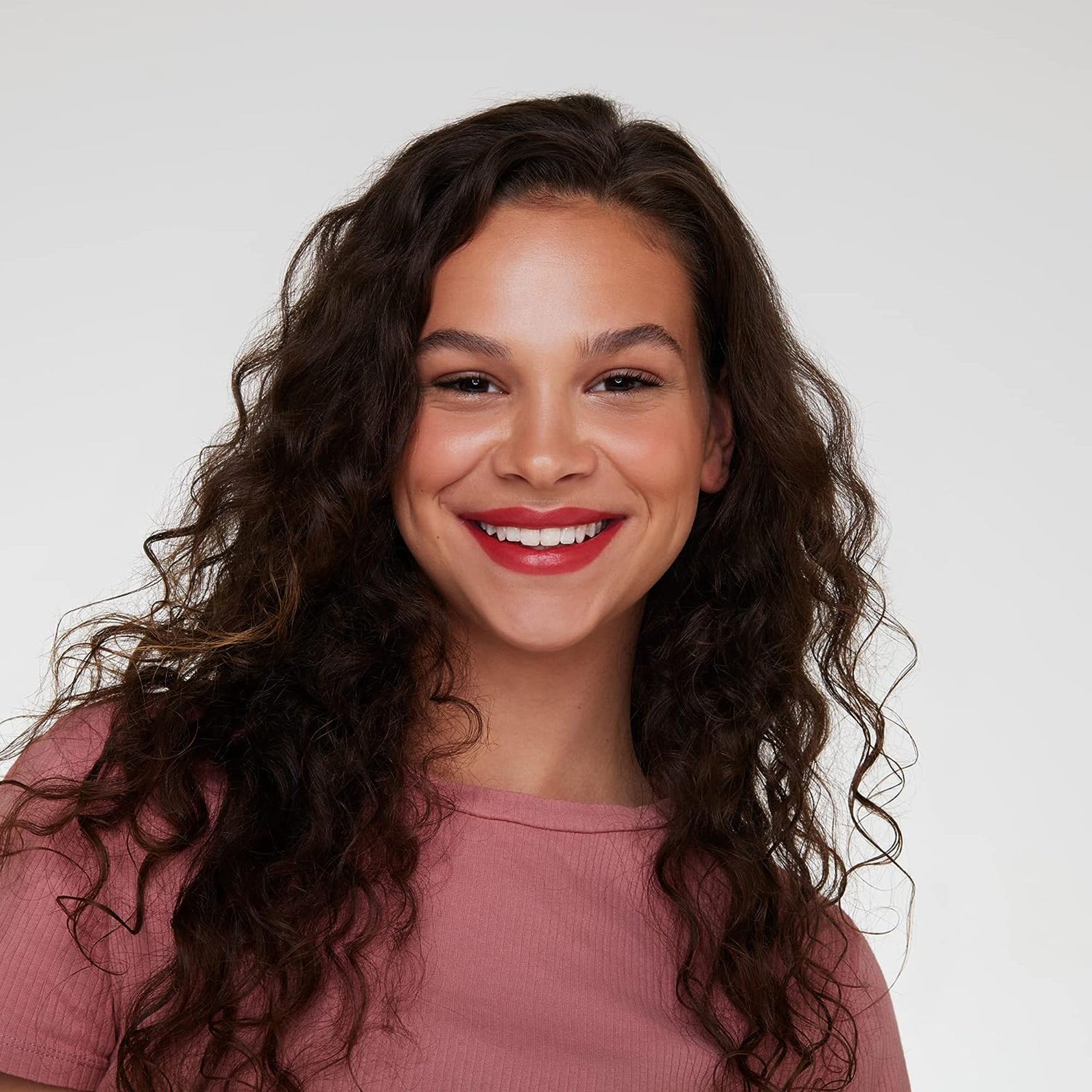 أحمر الشفاه هايدرا مطفي