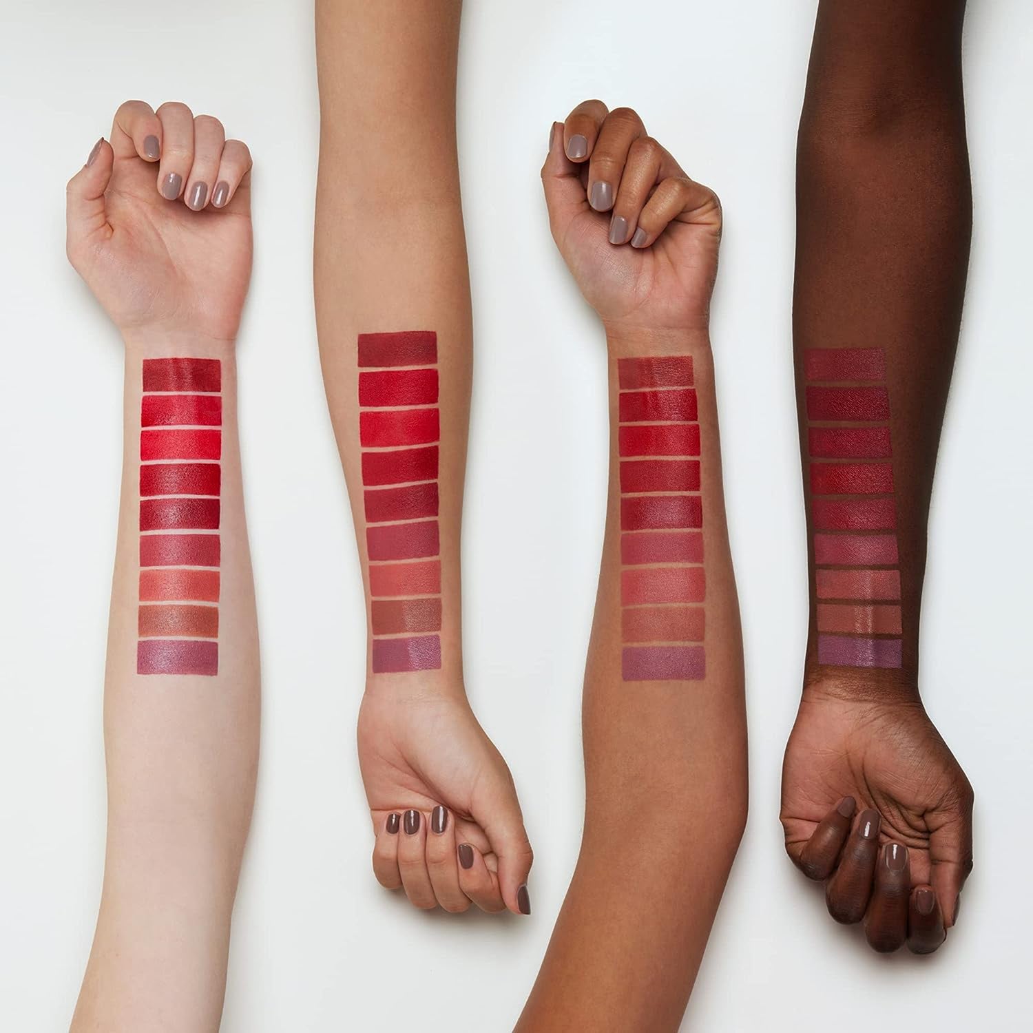 أحمر الشفاه هايدرا مطفي