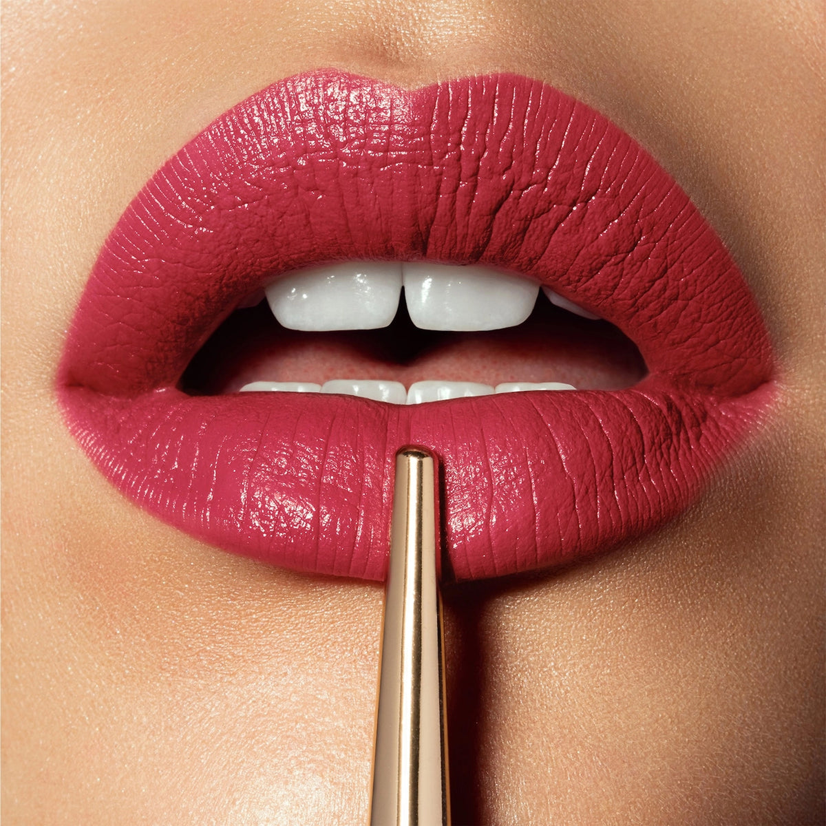 Confession™ Ultra Slim High Intensity Refillable Lipstick