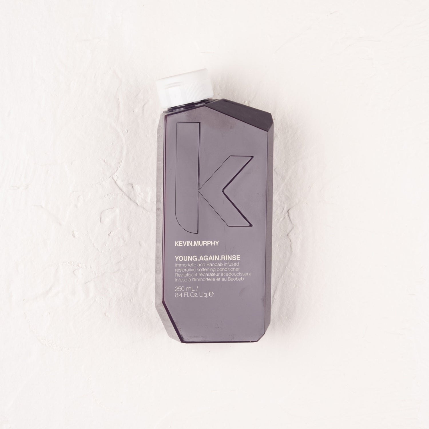 بلسم يونج.أجين معزز بزيت بزيت الإمورتيل وزيت الباوباب لترطيب وتنعيم الشعر