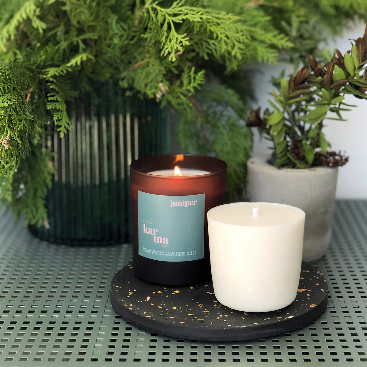 Juniper Signature Candle - Cedarwood + Evergreens