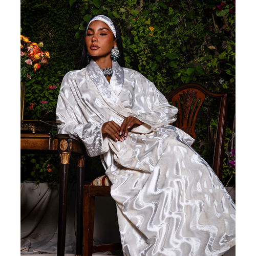 3D Stretch Silk Velvet Robe with Hair Tie