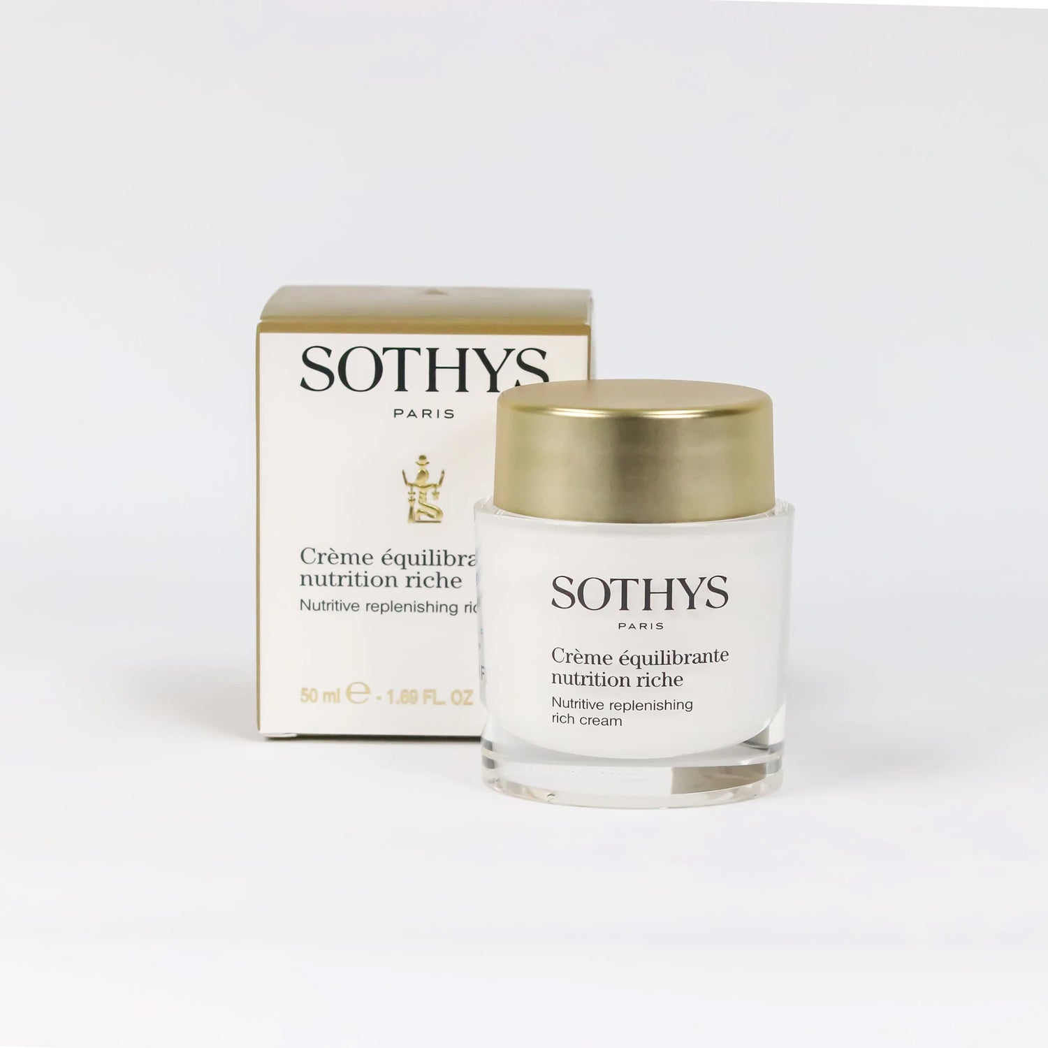 كريم غني نيوتريتف لتغذية البشرة