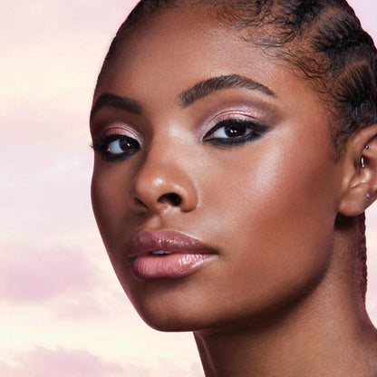 ظل العيون السائل جليسين آند جلو