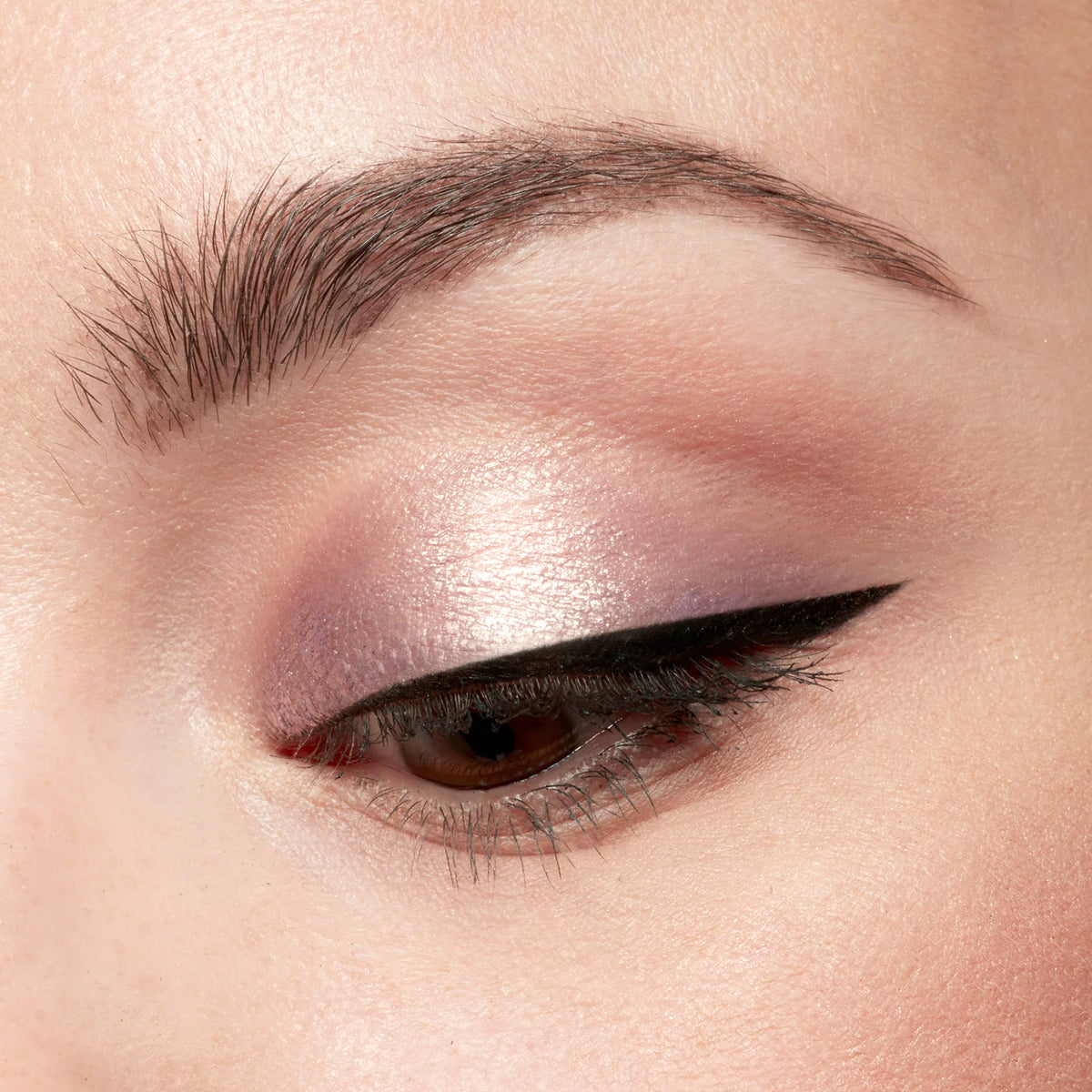 Shimmer & Glow Liquid Eye Shadow