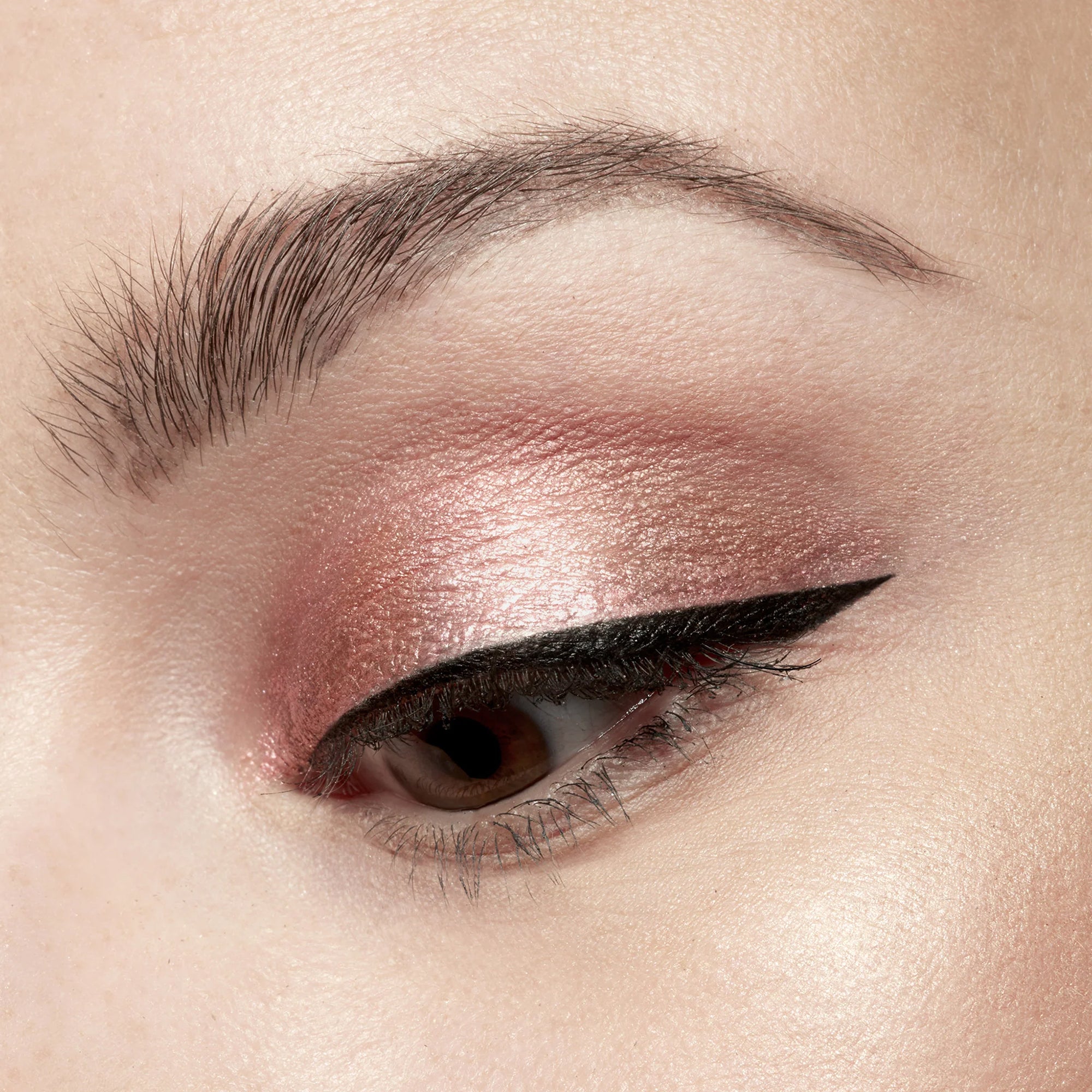 Shimmer &amp; Glow Liquid Eye Shadow