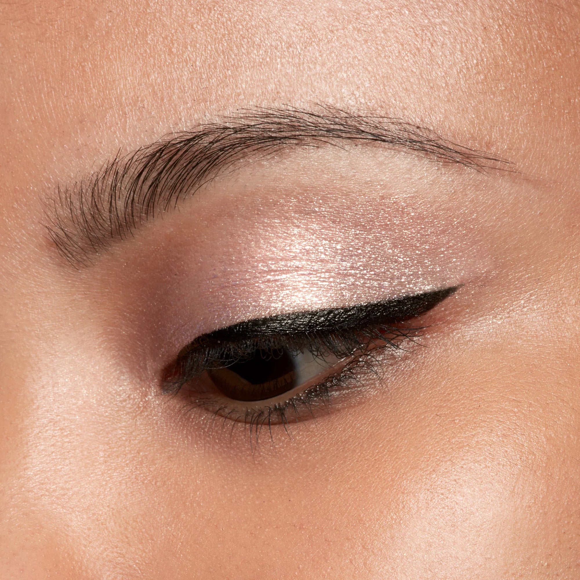 Shimmer &amp; Glow Liquid Eye Shadow