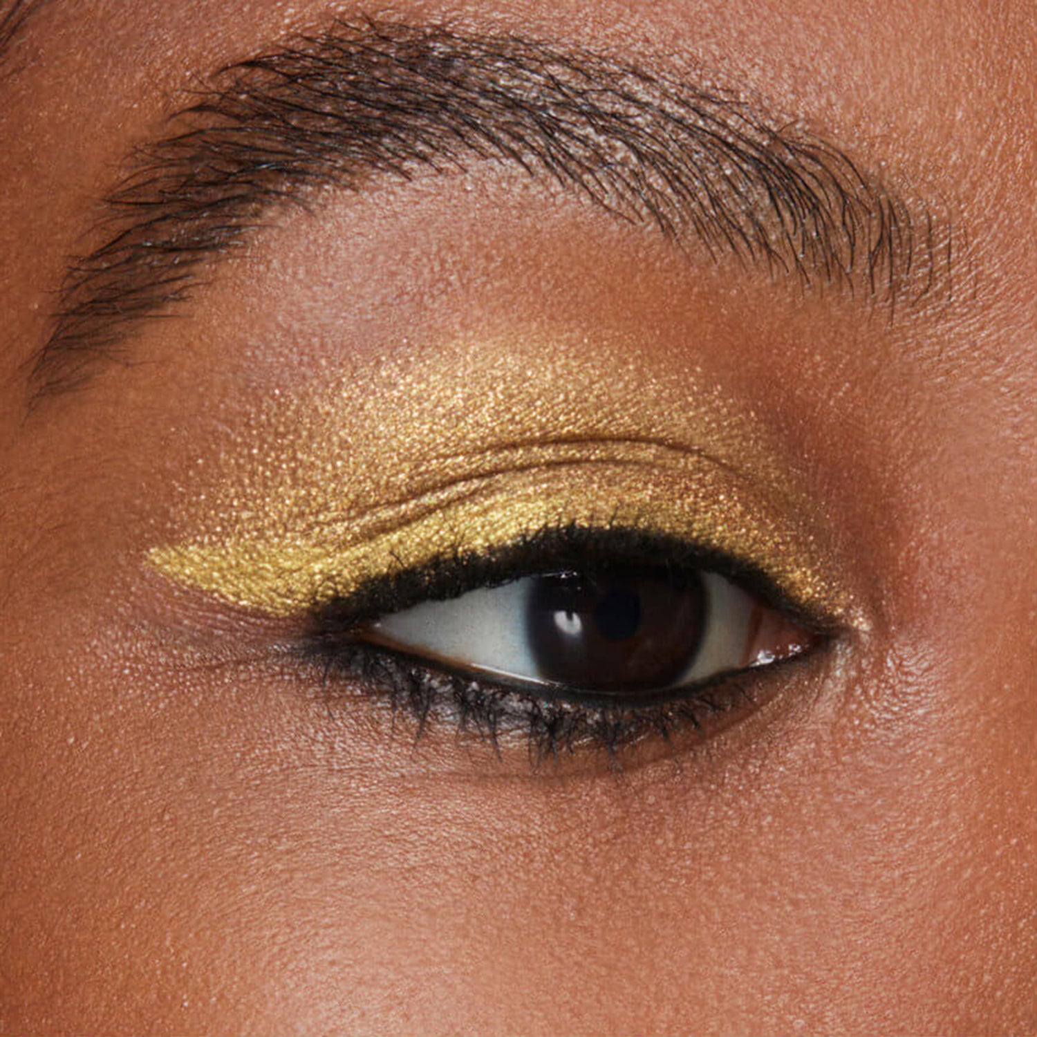 Stay All Day® ArtiStix Graphic Liner