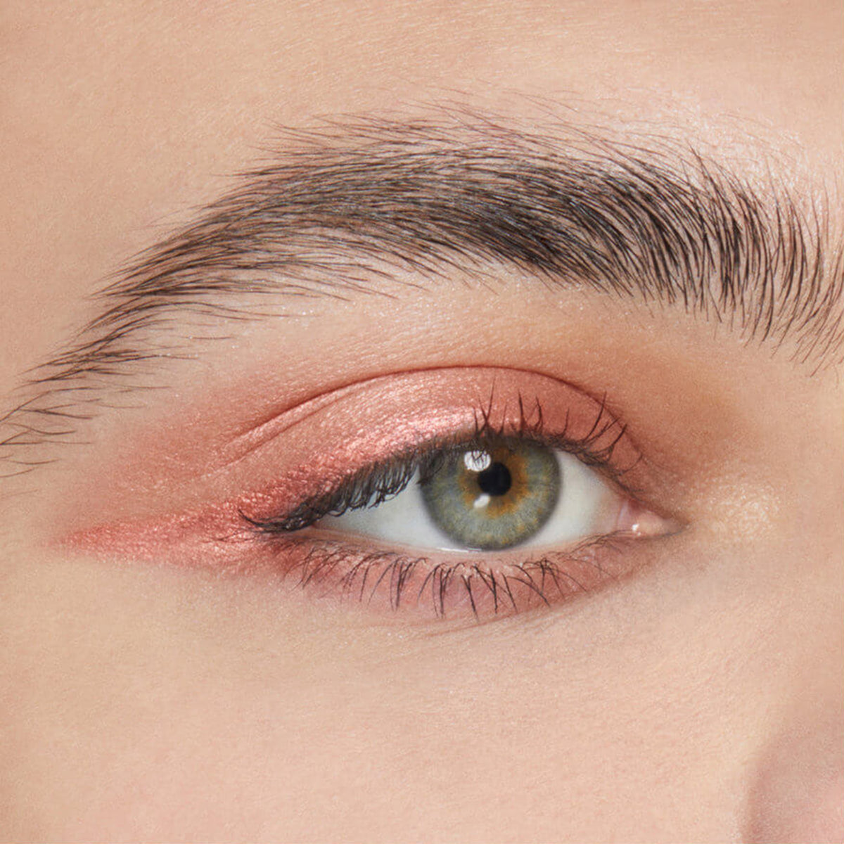 Stay All Day® ArtiStix Graphic Liner