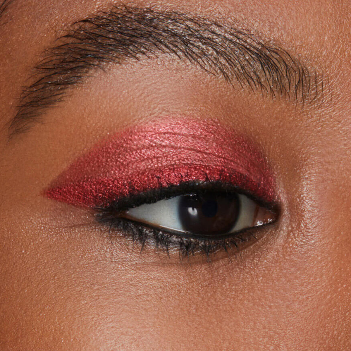 Stay All Day® ArtiStix Graphic Liner