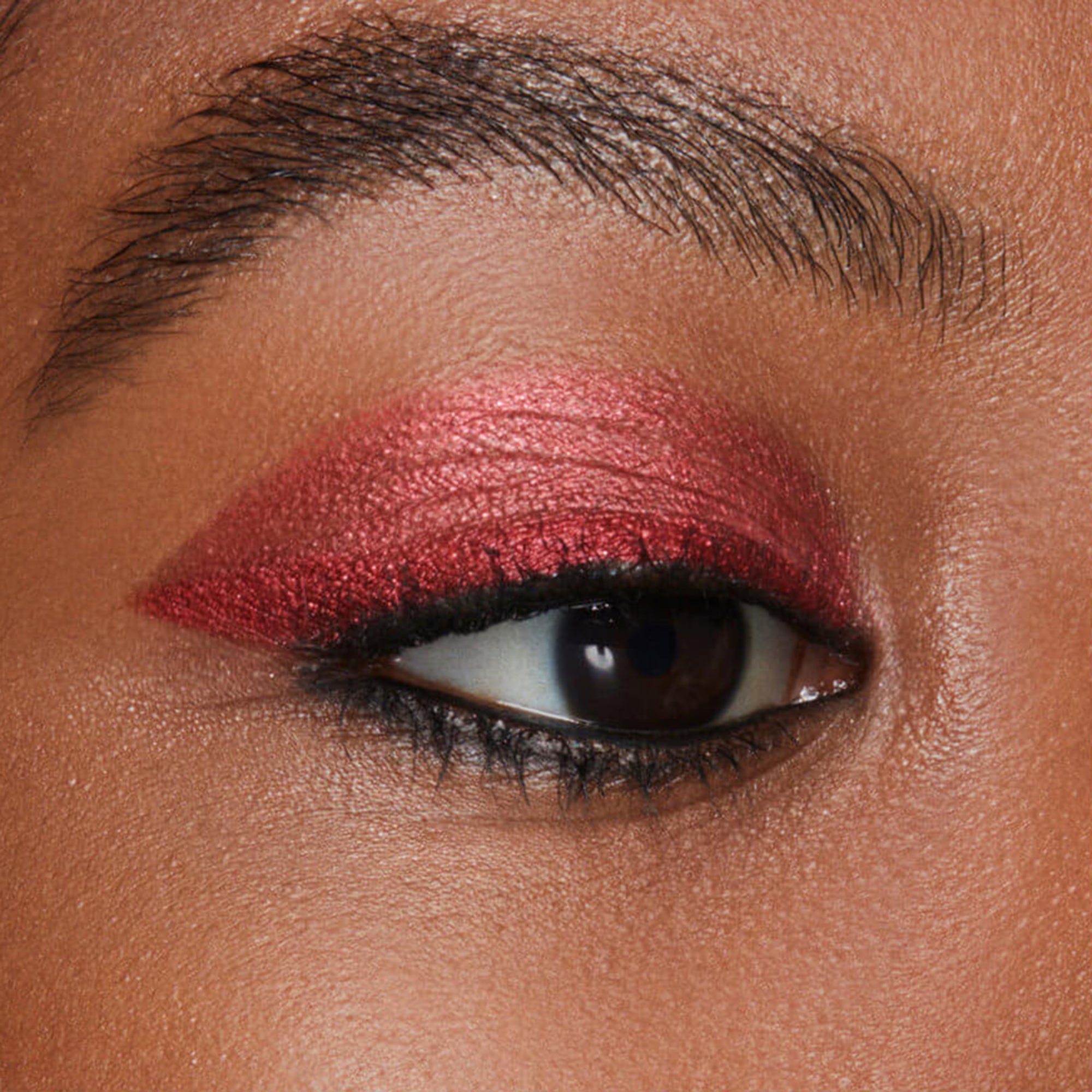 Stay All Day® ArtiStix Graphic Liner