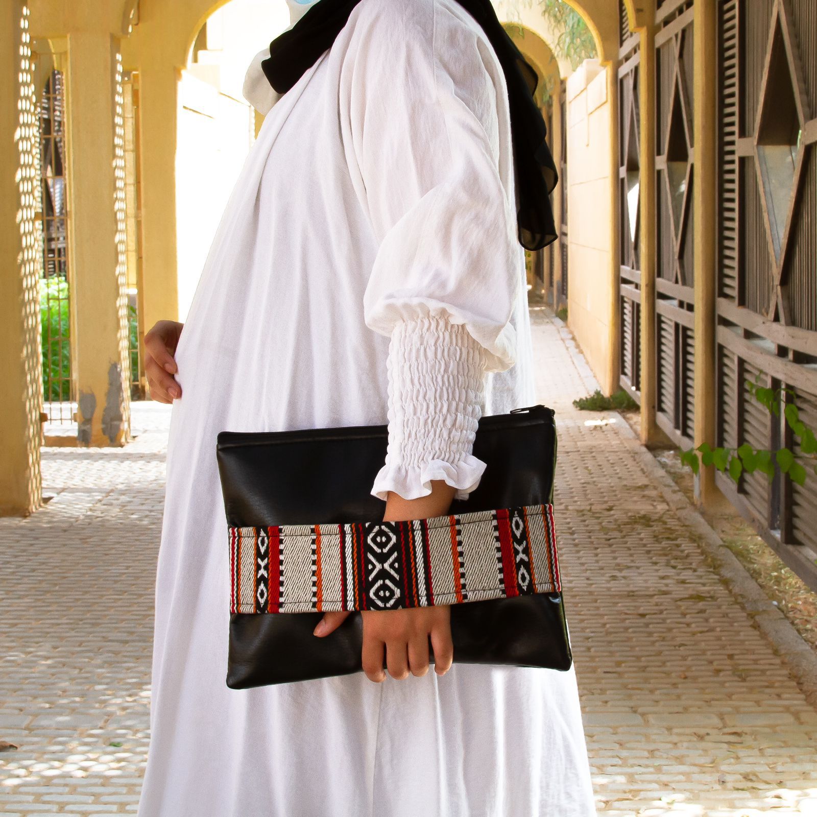 Sadu Beige Leather Clutch with handle